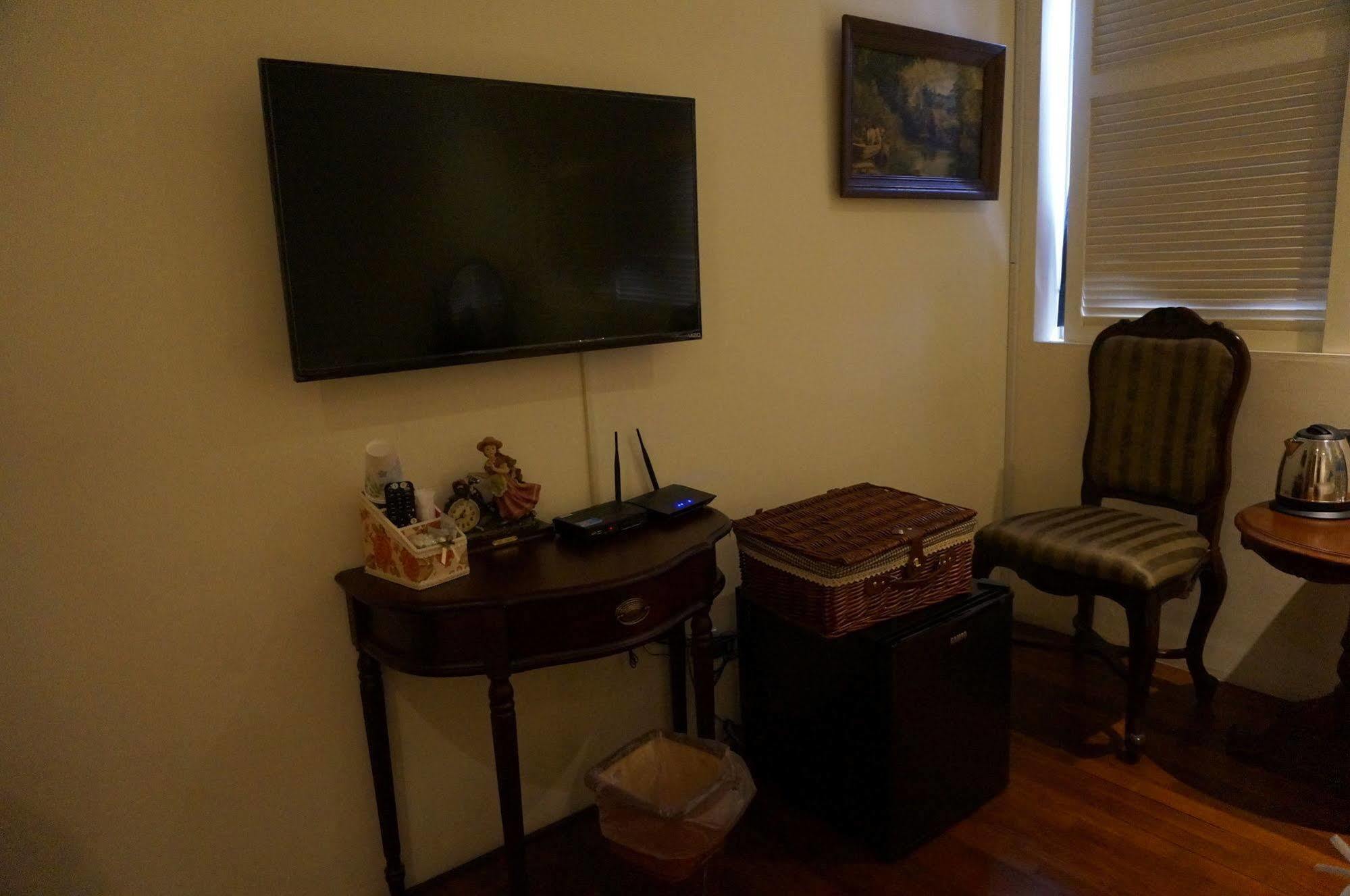 Amanda Home Stay Tainan Exterior photo